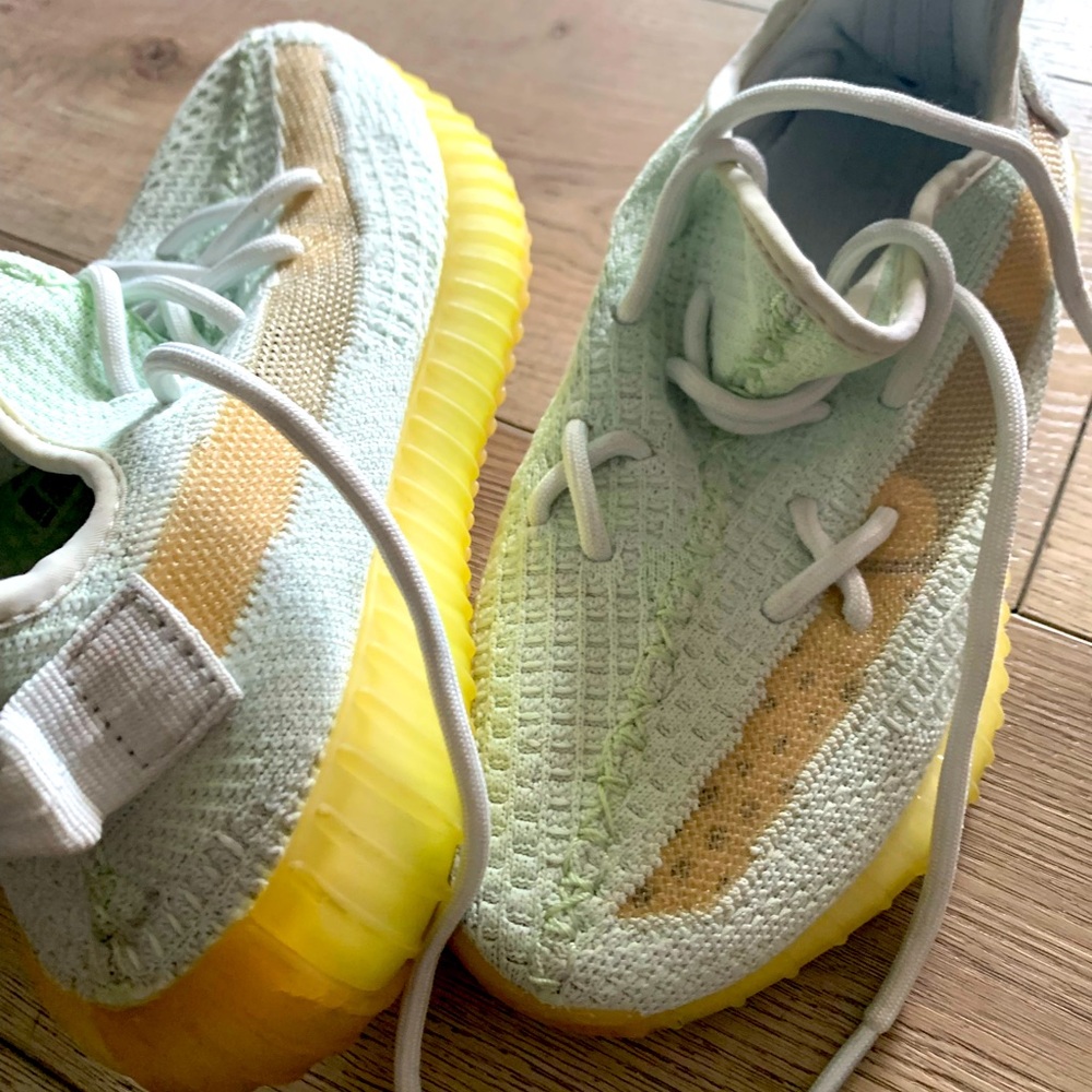 Authentic YEEZY V2